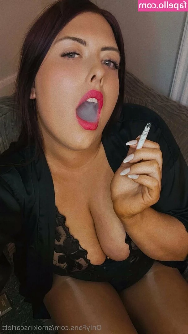 smokinscarlett - Tattoos, titties and a creamy taco today! 💦💋🌮