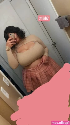 Yeonniebaby - i love titty tuesday