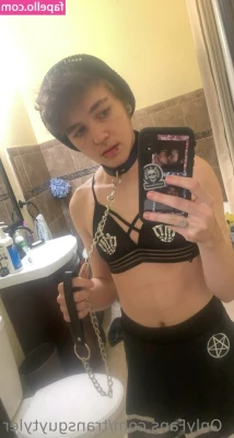 transguytyler - My account is definitely going to be free for now  but only pictures