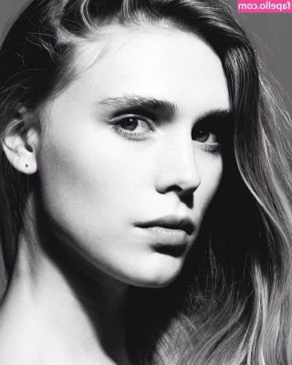 Gaia Weiss [ gaia-weiss ] - lovely night to party