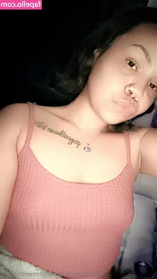 prettybrownthing97 - / Uma mina muito crazy e uma tara por bola  / A very crazy girl and a