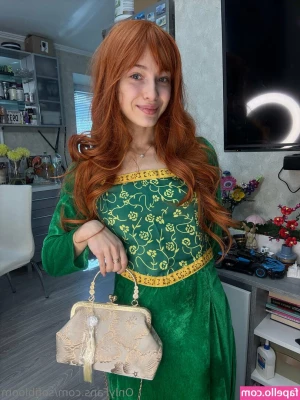 sofibloom - play Time <3