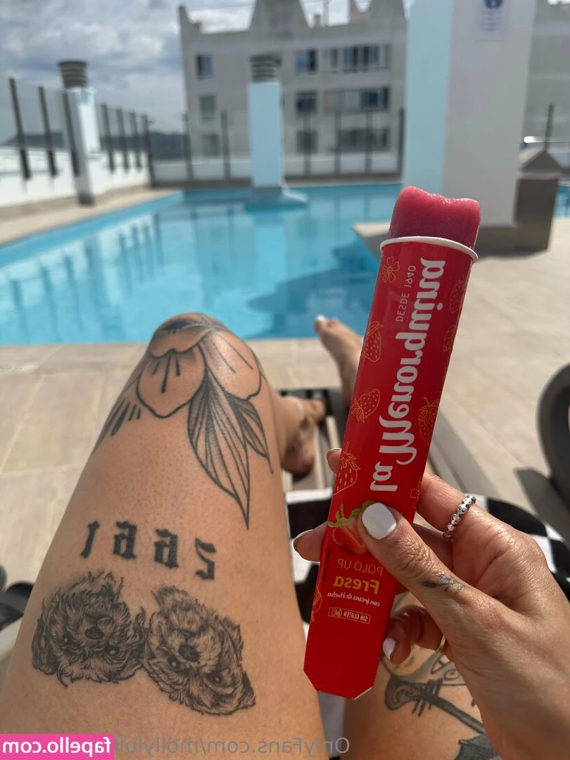 mollylollygollygosh - I’m waiting for you!! Hit my DM baby