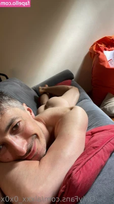 alxxx_0x0x [ alxxx-0x0x ] - Close up of my tight pussy stretched open for you while there s a