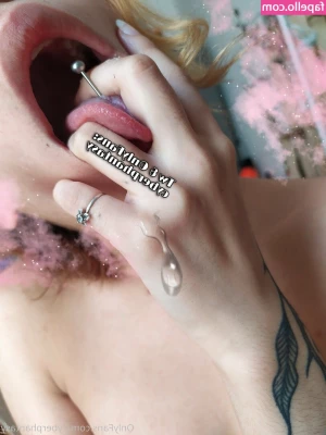 katanafilosa - Dirty soles and spit self worship