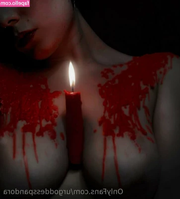 urgoddesspandora - CLEAR DILDO TWERK FUCK #2  this full video is free to stream on