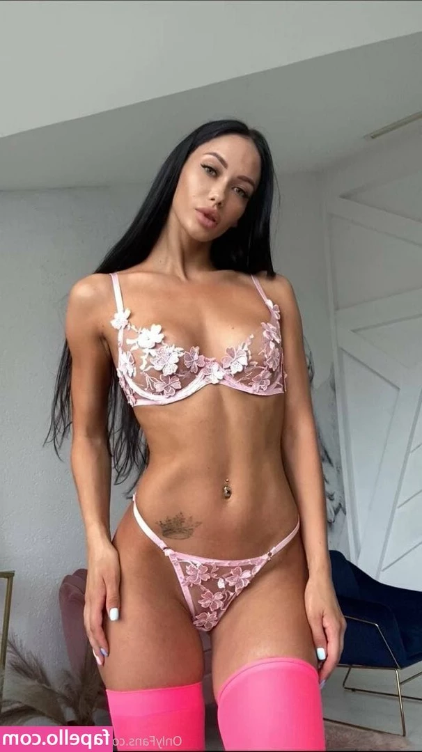linaford - Your view before I sit on your face 🍆