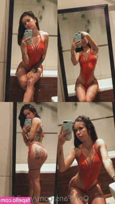 yanibbxs - What s up guys    We are Humping on this Hump Day for you    Right