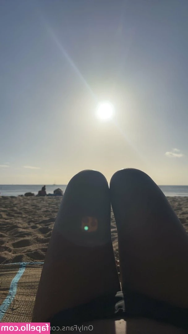 aprilsong98 - ONLY $5 for 5 if you really wanna fuck me 🔥