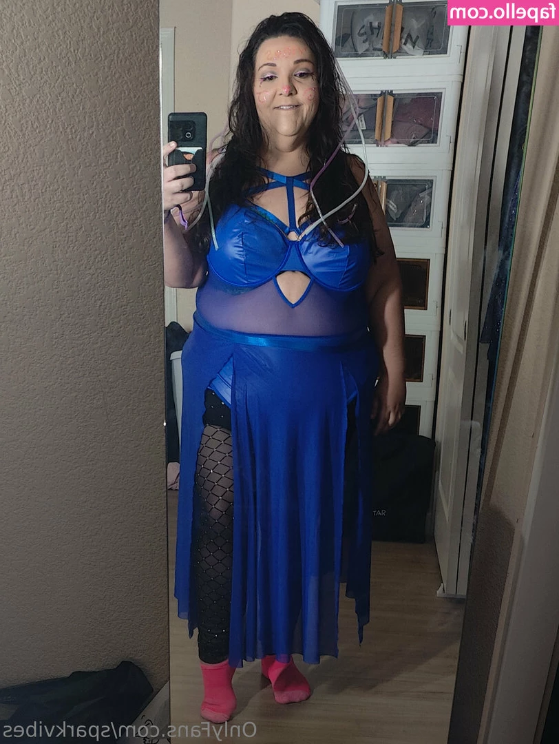 sparkvibes - Lick my ass in this Outfit or you will be punished hard   I would