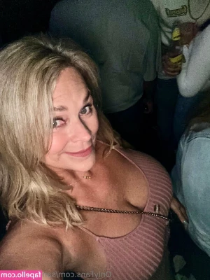 santasvixxxen - Do your cock a favor   Join my VIP club  blondiebeavip