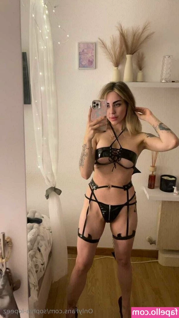 sophia-lopeez - Hey Fans  Once again I am recording a new video since the last one
