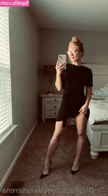 Dailyserena - Well hi howdy hello 👋