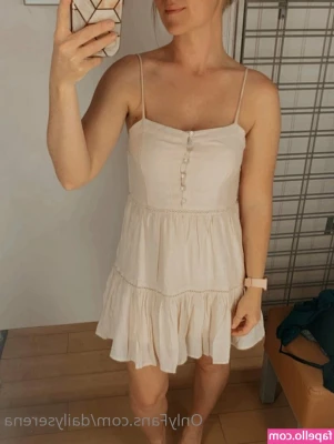 Dailyserena - Probando una colita nueva