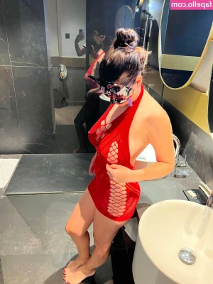 bustyxl - hello baby   today I am very hot  you can help