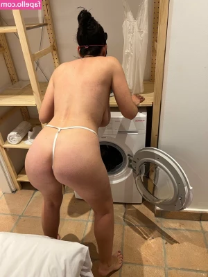 bustyxl - needs a hole…. hehe