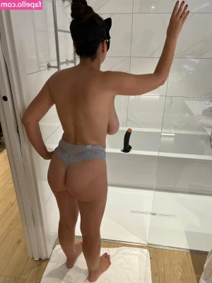 bustyxl - Anyone going to come give me a hand