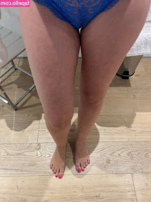 bustyxl - Dirty little feet