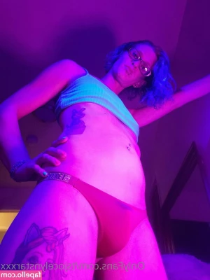 tsjocelynstarxxx - Cum cucerești un bărbat in 10 pași  Te dezbraci și faci 9 pași