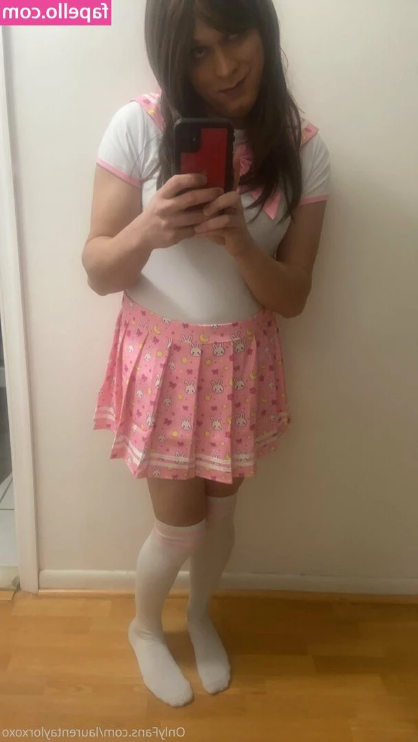 laurentaylorxoxo - Spoil me 🤪 show me how bad u want me