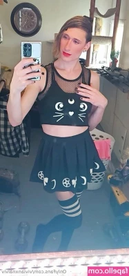 vivianxnaiviv - we re going live tomorrow night  D GMT