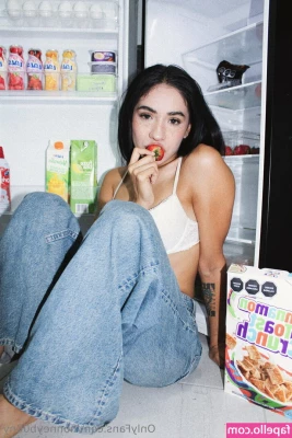honneyb00ny - Time for breakfast
