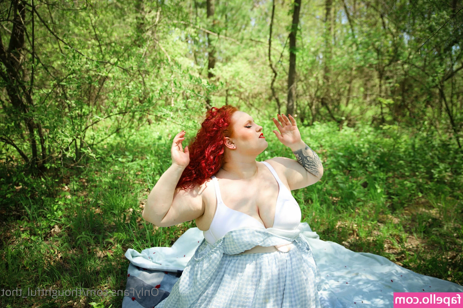 thoughtful_thot [ thoughtful-thot ] - Hooping to Pour Some Sugar On Me by Def Leppard  I m a fan