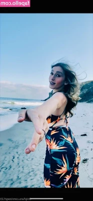 Zoeyt123 - Sweet trans girl   juicy delicious and daring   with a trick up her