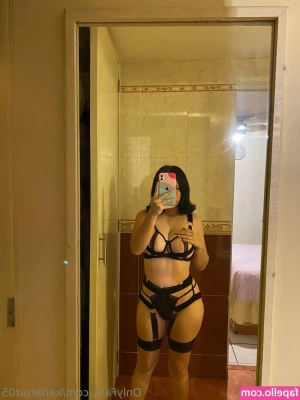 karlaruiz05 - This set is soooooo cute but the top is way to small for my titties.