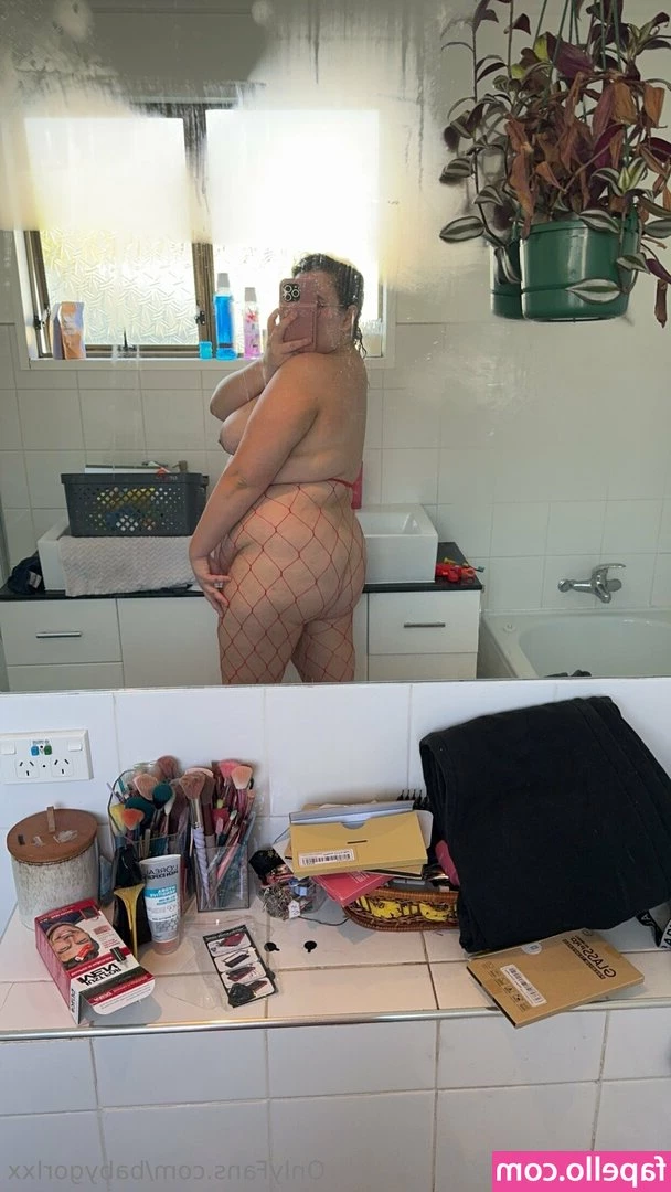 babygorlxx - I'm slicker than a Shell oil spill, ladies and gentlemen