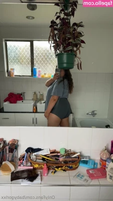 babygorlxx - I hope you like these 👉🏼👈🏼. Thinking about smashing a