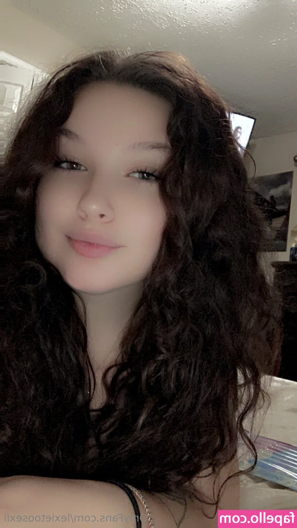 lexietoosexii - Cum on in😻