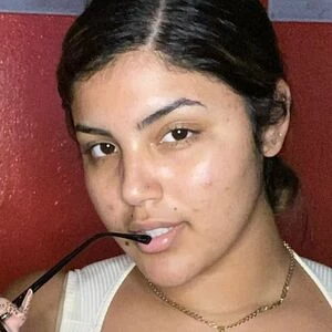 curvyameliafree