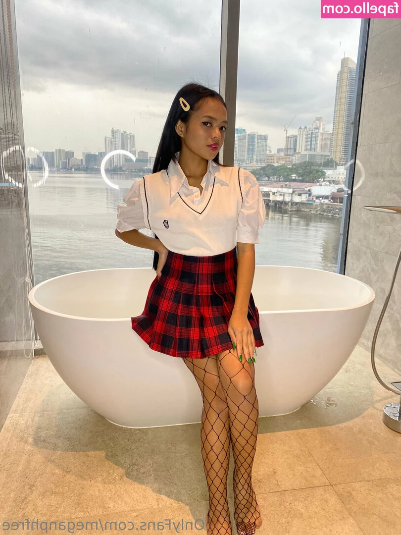 meganphfree - Cream Filled 😜