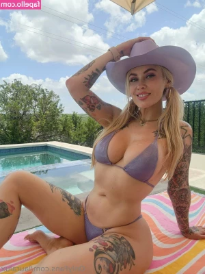 lauralux [ lauralux-2 ] - okie i raised my monthly sub price from $10 to $12.50 🥺 i hope