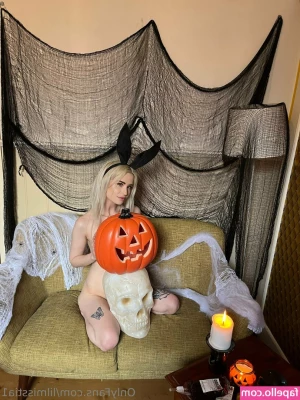 lilmisstia1 - Stream started at 07/23/2023 11:04 pm  2nd Birthday Stream✨