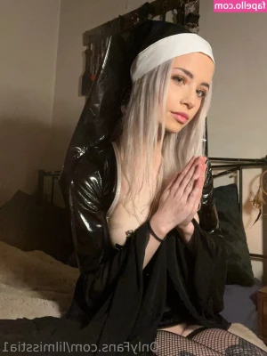 lilmisstia1 - You make me smile   and you also make my nipples hard and leak for