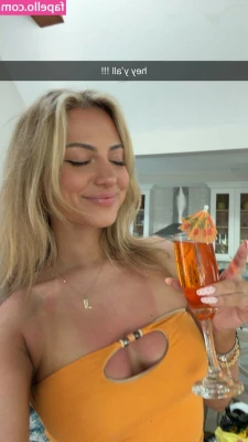 Hannah Montoya [ hannah-montoya-1 ] - Feliz día amores ♥️♥️
