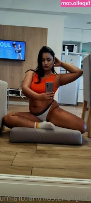naturalmuse33 - Nearly show time 💪 🏋️‍♀️ And no I’m not a body