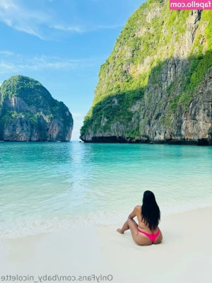 baby_nicolette [ baby-nicolette ] - Demons all in her eyes 😈👀