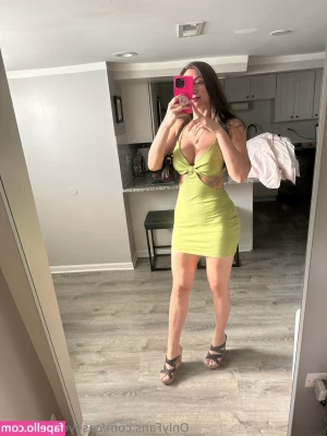 caseycakes_xoxo [ caseycakes-xoxo ] - Take off my dress and fuck me?