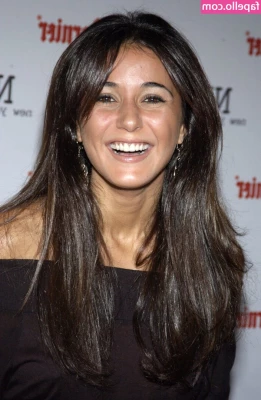 Emmanuelle Chriqui [ emmanuelle-chriqui ] - Did you watch my video with BigMike yet  If not you can head on over
