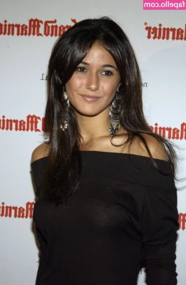 Emmanuelle Chriqui [ emmanuelle-chriqui ] - i'm waiting...