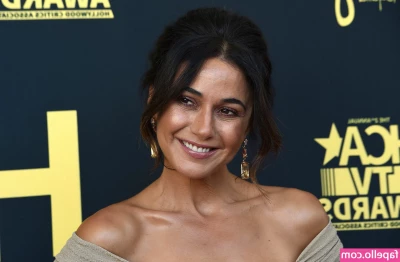 Emmanuelle Chriqui [ emmanuelle-chriqui ] - my figure tho