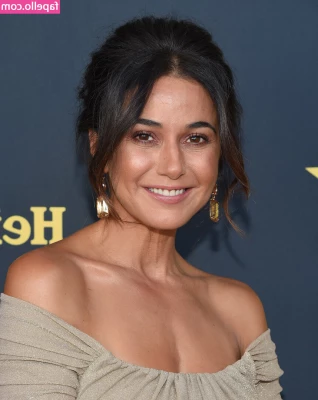 Emmanuelle Chriqui [ emmanuelle-chriqui ] - it Gettin Hot in here