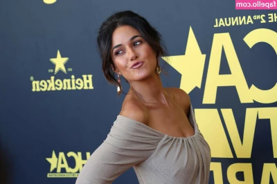 Emmanuelle Chriqui [ emmanuelle-chriqui ] - If I slide my panties  will you eat me out