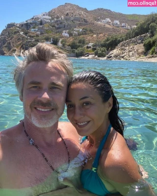 Emmanuelle Chriqui [ emmanuelle-chriqui ] - Hello babys  I love you all
