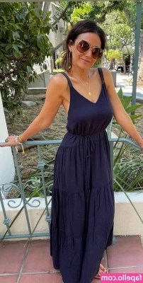 Emmanuelle Chriqui [ emmanuelle-chriqui ] - Spoiling you guys today 🤤👣😋 part 1