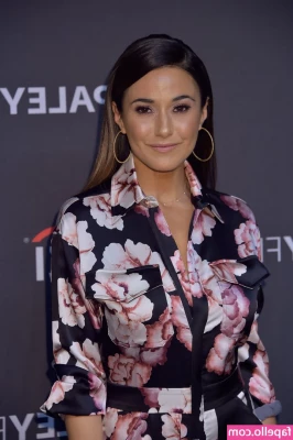 Emmanuelle Chriqui [ emmanuelle-chriqui ] - Sweet and innocent princess yes