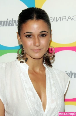 Emmanuelle Chriqui [ emmanuelle-chriqui ] - 2 Cums 4 Daddy💜💦 Daddy's been away for too long and I started